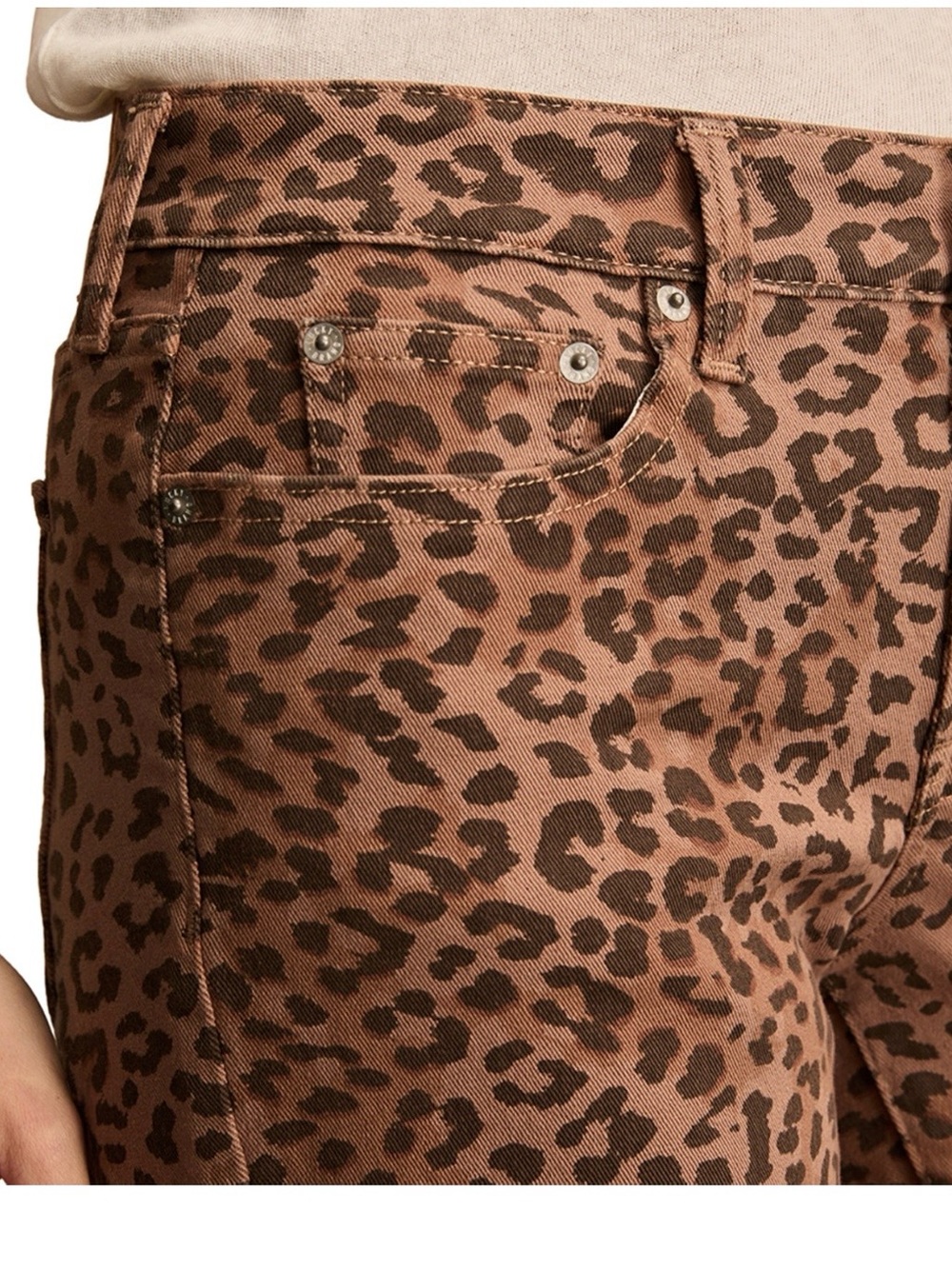 NWT Lucky Brand The Baggy Leopard Print Jeans 10/30 Brown Animal Print - Picture 3 of 13